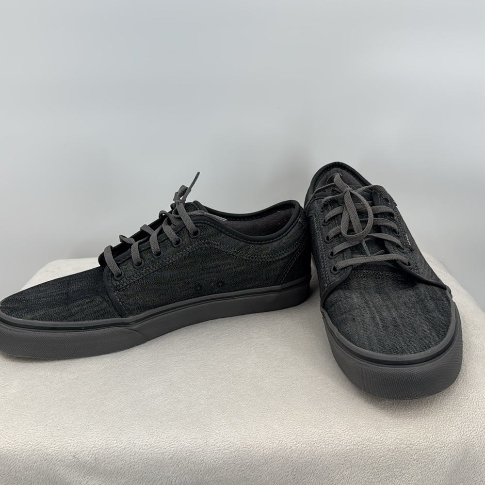 Vans Chukka Low Denim Black/Pewter WMNS size 9.5